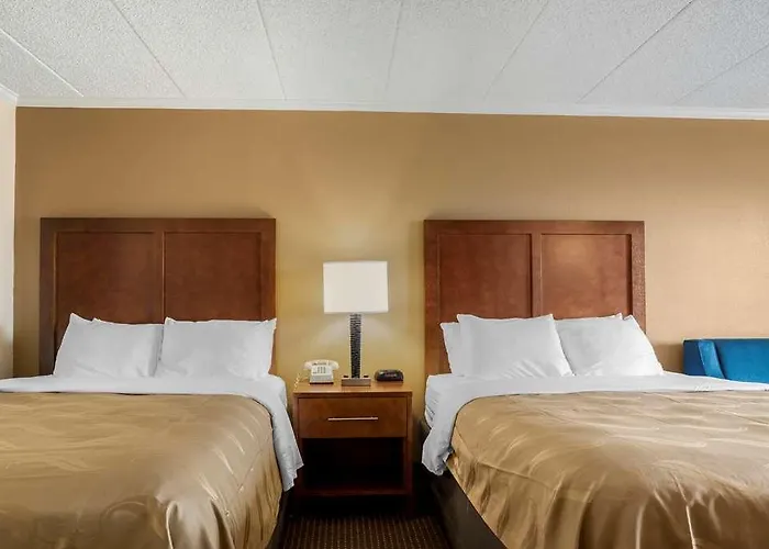 Quality & Ocean Fenwick Hotel